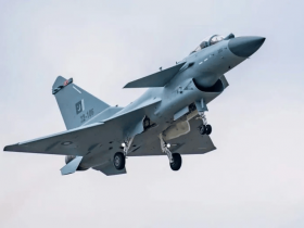 中国设计师 Kexin Zhang 加入LV皮具和配饰部门